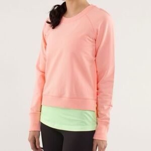EUC Lululemon Rejuvenate Pullover Long Sleeve
Side Zip Crewneck Sweatshirt